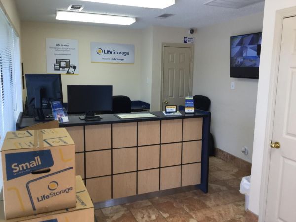 Extra Space Storage - 3792 - Plano - Plano Pkwy - 4005 West Plano Parkway