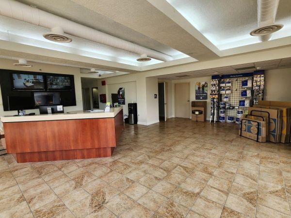 Extra Space Storage - 3804 - League City - 5960 Main St - 5960 West Main Street