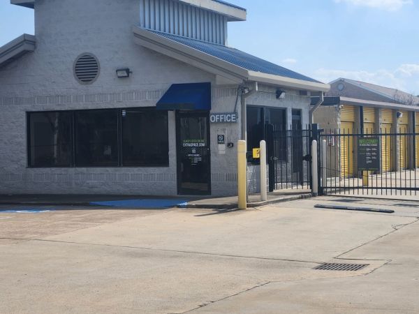 Extra Space Storage - 3847 - Houston - Westheimer Road - 12711 Westheimer Road