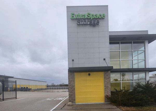 Extra Space Storage - 3863 - Franklin - 27th St - 6805 South 27th Street