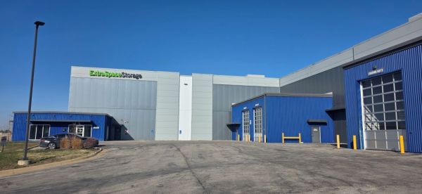 Extra Space Storage - 3874 - St Louis - Page Service Dr - 11433 Page Service Drive