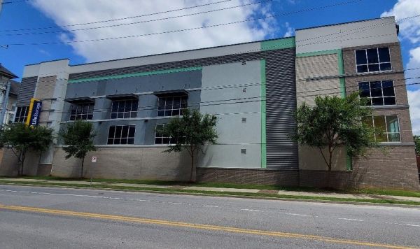 Extra Space Storage - 3882 - Nashville - Madison St - 121 Madison Street