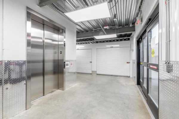 Extra Space Storage - 3905 - Federal Way - 21st Ave - 33620 21st Avenue Southwest