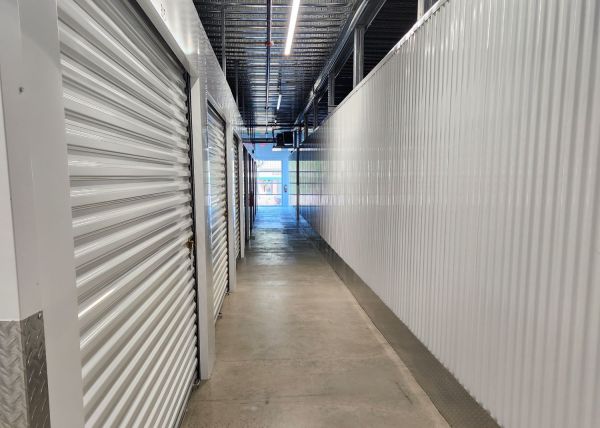 Extra Space Storage - 4005 - Columbus - Auburn Ave - 2525 Auburn Avenue