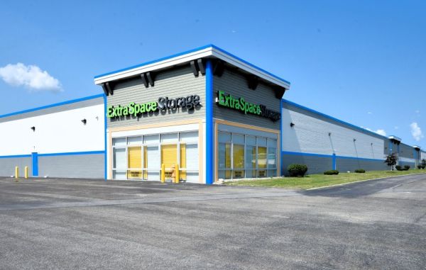Extra Space Storage - 4036 - Niagara Falls - Military Rd - 2590 Military Road