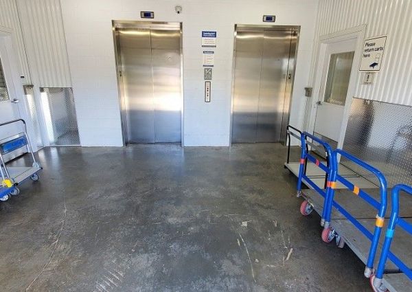 Extra Space Storage - 4144 - Nashville - Inverness Ave - 700 Inverness Avenue