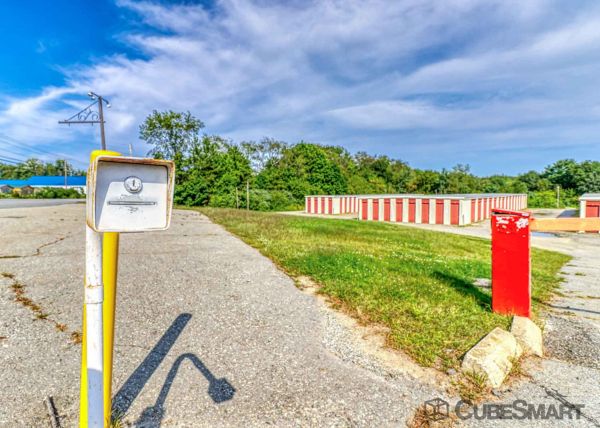 CubeSmart Self Storage ME Chelsea River Rd - 92 River Road