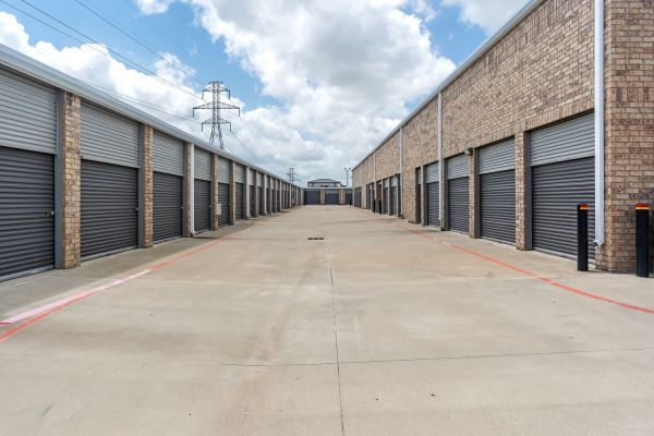 Extra Space Storage - 1954 - Dallas - Frankford Rd - 3737 Frankford Road