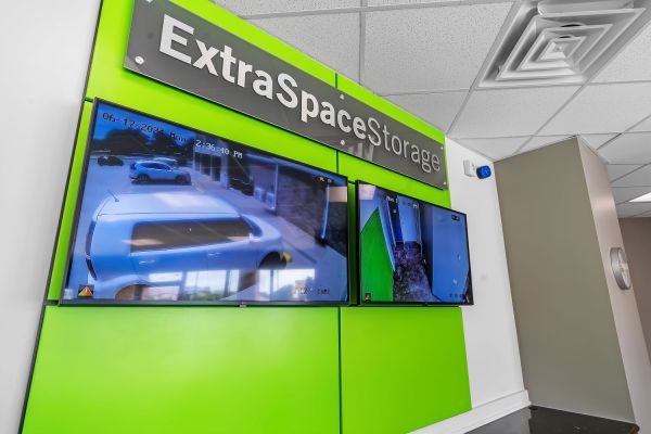 Extra Space Storage - 1954 - Dallas - Frankford Rd - 3737 Frankford Road