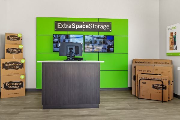 Extra Space Storage - 2010 - West Allis - Burnham St - 5317 West Burnham Street