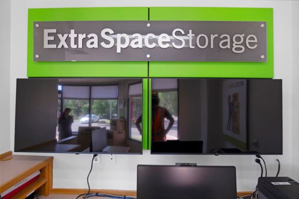 Extra Space Storage - 6000 - Colorado Springs - Ore Mill Rd - 2755 Ore Mill Road