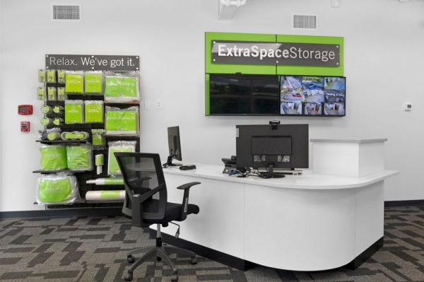 Extra Space Storage - 6060 - Sandy Springs - Hope Rd - 1115 Hope Road