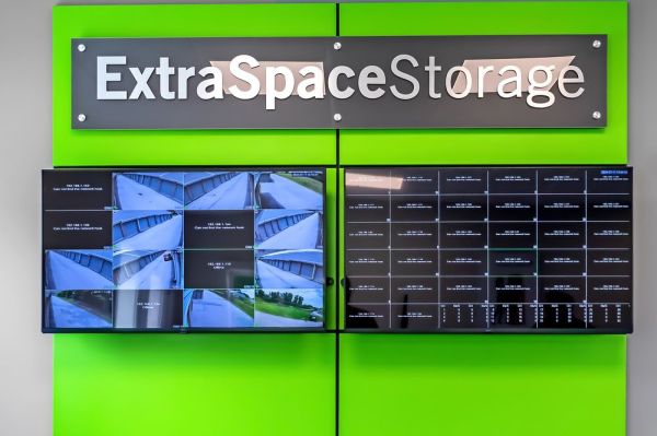Extra Space Storage - 6087 - Grand Rapids - Creekside View Dr SE - 6535 Creekside View Drive Southeast