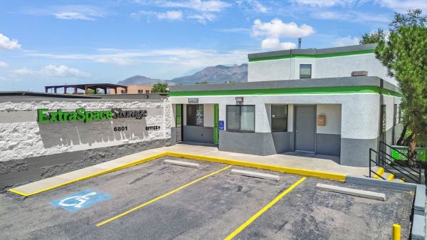 Extra Space Storage - 6123 - Albuquerque - Palomas Ave - 6801 Palomas Avenue Northeast