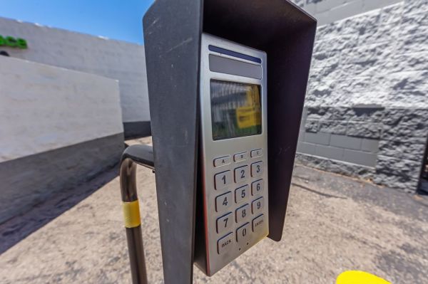 Extra Space Storage - 6123 - Albuquerque - Palomas Ave - 6801 Palomas Avenue Northeast