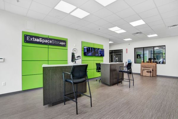 Extra Space Storage - 7171 - Rockville - Stonestreet Ave - 204 North Stonestreet Avenue