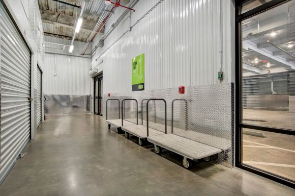 Extra Space Storage - 7171 - Rockville - Stonestreet Ave - 204 North Stonestreet Avenue