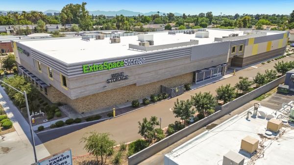 Extra Space Storage - 7412 - Phoenix - 6316 N 7th St - 6316 North 7th Street