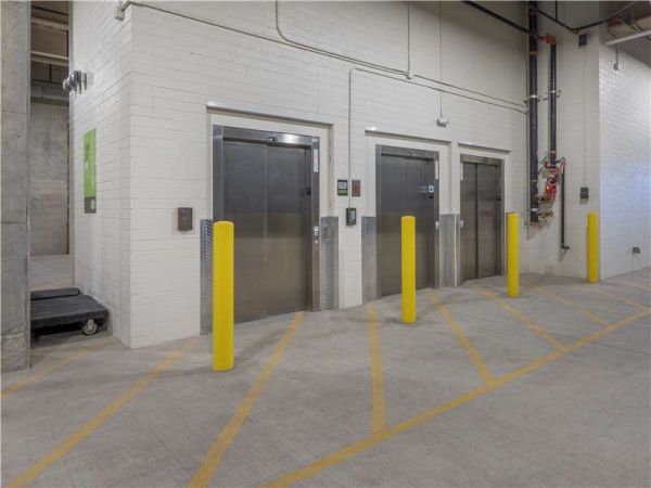 Extra Space Storage - 7436 - Atlanta - 16th St - 166 16th Street Northwest