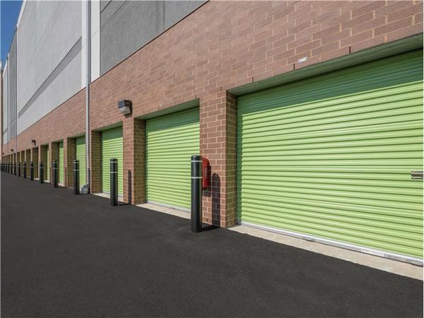 Extra Space Storage - 7489 - Linthicum Heights - Pinnacle Dr - 810 Pinnacle Drive