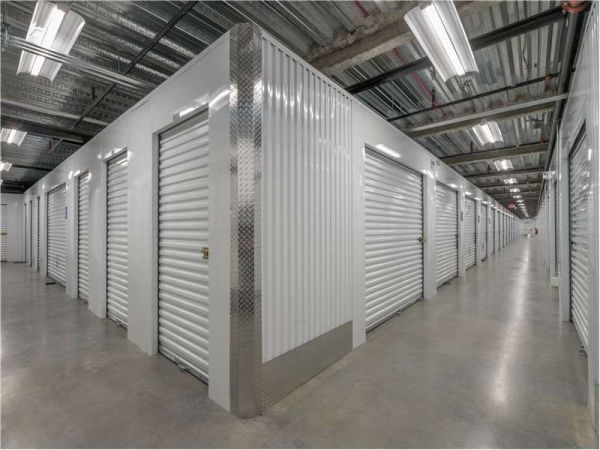 Extra Space Storage - 7489 - Linthicum Heights - Pinnacle Dr - 810 Pinnacle Drive