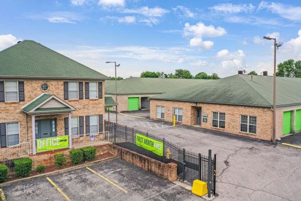 Extra Space Storage - 7500 - Louisville - Outer Loop - 6456 Outer Loop