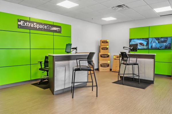 Extra Space Storage - 7514 - Euclid - Babbitt Rd - 1200 Babbitt Road