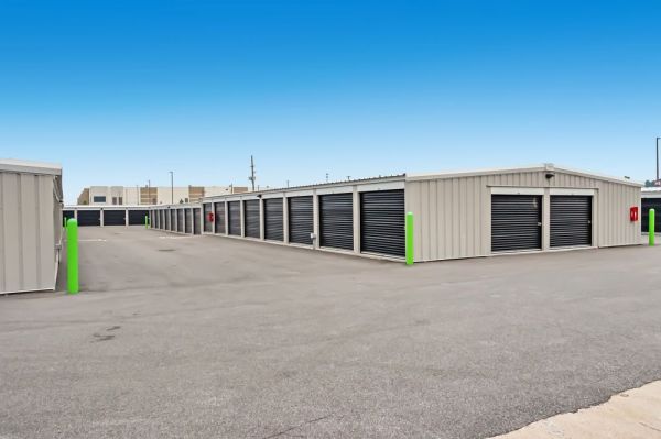 Extra Space Storage - 7514 - Euclid - Babbitt Rd - 1200 Babbitt Road