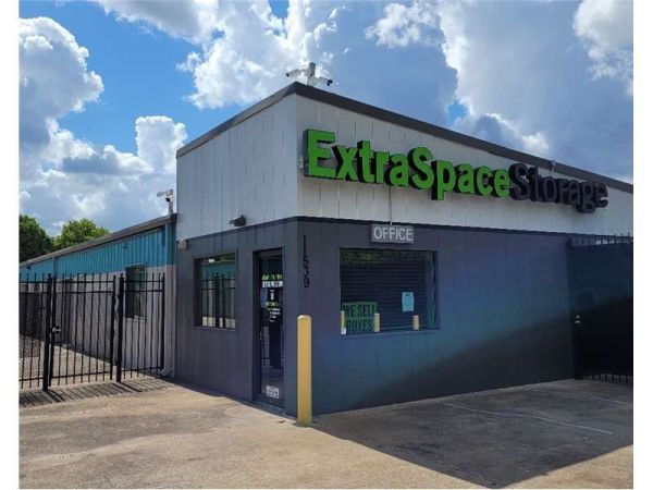 Extra Space Storage - 7544 - Houston - Canemont St - 11539 Canemont Street