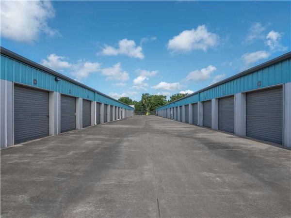 Extra Space Storage - 7544 - Houston - Canemont St - 11539 Canemont Street