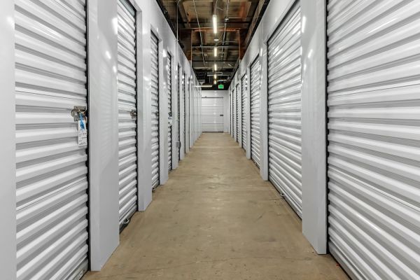 Extra Space Storage - 7549 - Monrovia - Lime Ave - 115 East Lime Avenue