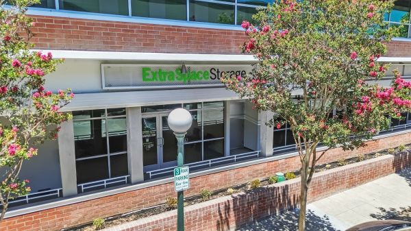 Extra Space Storage - 7549 - Monrovia - Lime Ave - 115 East Lime Avenue
