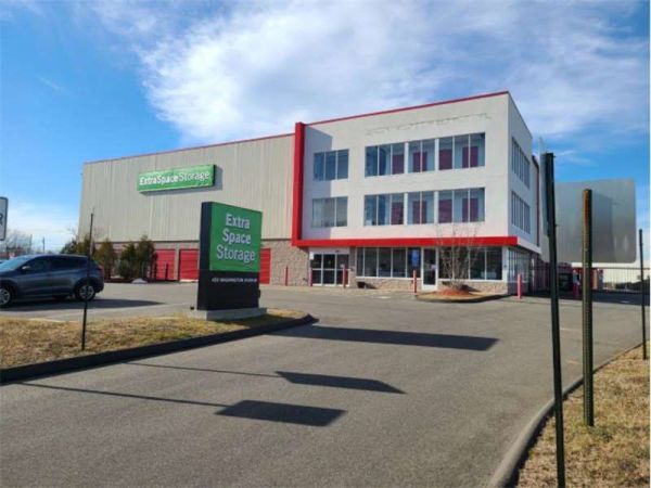 Extra Space Storage - 7570 - North Haven - Washington Ave - 453 Washington Avenue