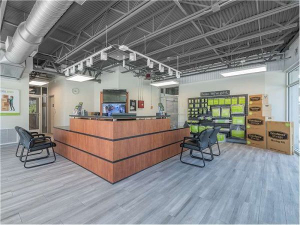 Extra Space Storage - 7583 - Ft Lauderdale - 14th Ave - 5601 Northeast 14th Avenue