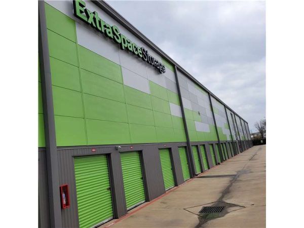 Extra Space Storage - 7604 - Houston - Brittmoore Rd - 1050 Brittmoore Road