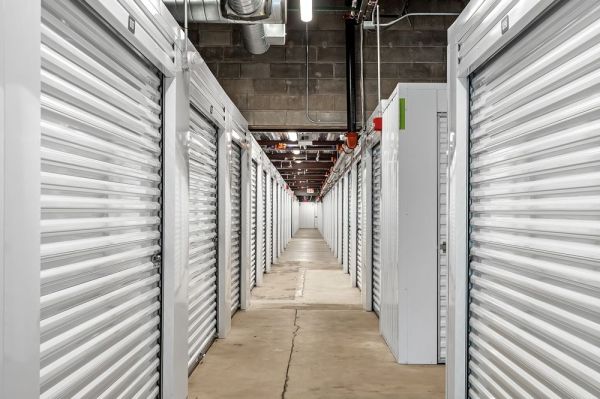 Extra Space Storage - 7608 - Hammond - 165th St - 950 East 165th Street