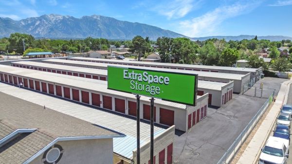 Extra Space Storage - 7616 - Midvale - 300 W - 7307 South 300 West