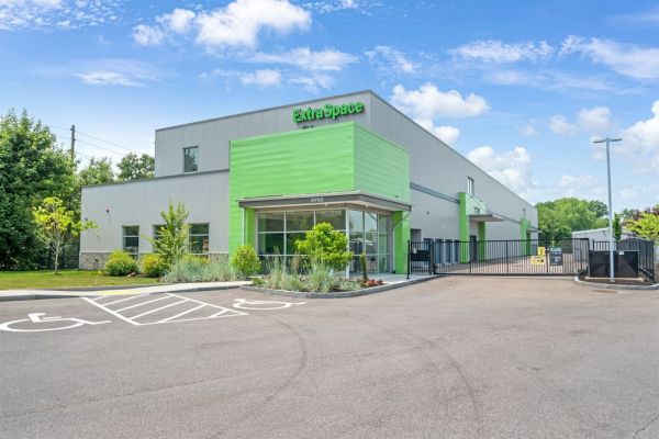 Extra Space Storage - 7629 - Framingham - Leland St - 110 Leland Street