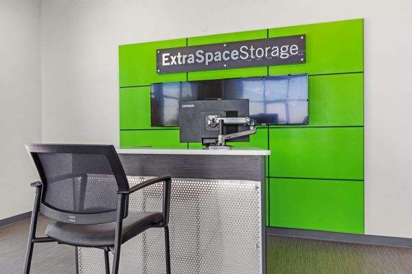 Extra Space Storage - 7636 - Albuquerque - Juan Tabo Blvd NE - 4909 Juan Tabo Boulevard Northeast