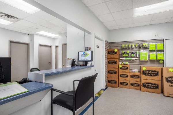 Extra Space Storage - 7670 - Virginia Beach - Harpers Road - 1533 Harpers Road