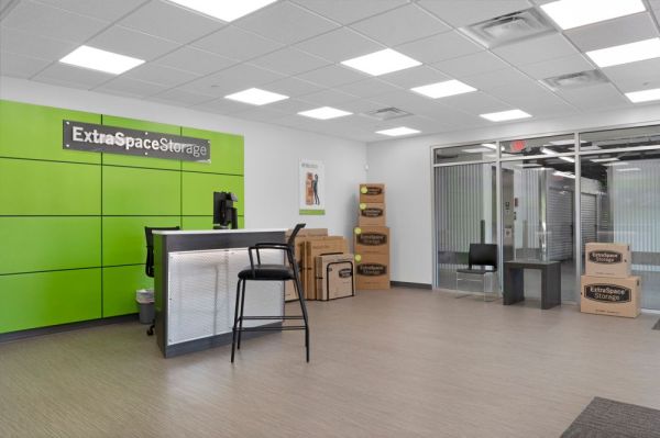 Extra Space Storage - 7719 - Atlanta - Briarcliff Rd NE - 2661 Briarcliff Road Northeast