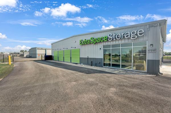 Extra Space Storage - 7746 - Pearland - County Road 127 - 17717 County Road 127