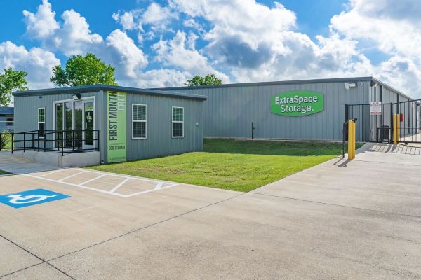 Extra Space Storage - 7852 - Weatherford - Johnson Bend Rd - 2035 Johnson Bend Road