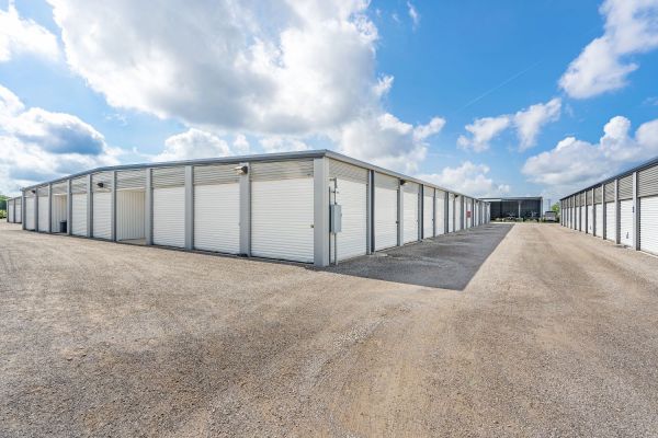 Extra Space Storage - 7852 - Weatherford - Johnson Bend Rd - 2035 Johnson Bend Road