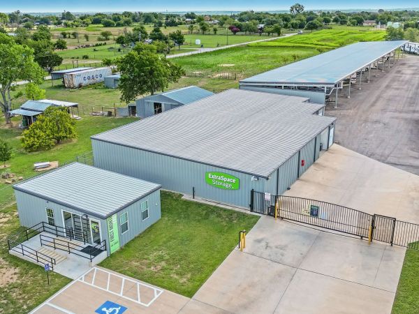 Extra Space Storage - 7852 - Weatherford - Johnson Bend Rd - 2035 Johnson Bend Road