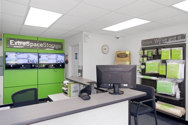 Extra Space Storage - 7866 - Kingwood - 401 Northpark Dr - 401 Northpark Drive