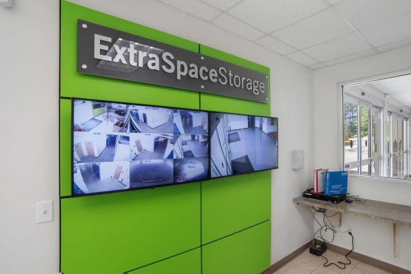 Extra Space Storage - 7882 - Clifton Park - Ushers Rd - 259 Ushers Road