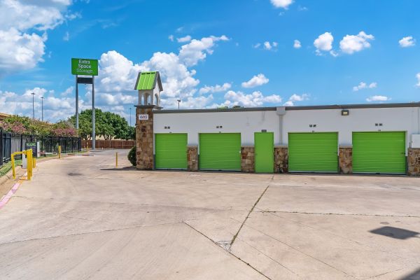 Extra Space Storage - 7892 - North Richland Hills - Loop 820 - 4413 Northeast Loop 820