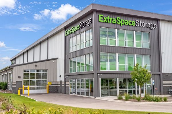 Extra Space Storage - 7895 - Bolingbrook - Weber Rd - 1200 South Weber Road
