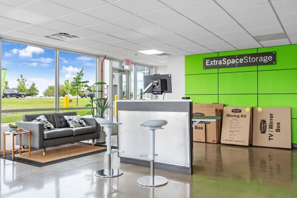 Extra Space Storage - 7895 - Bolingbrook - Weber Rd - 1200 South Weber Road